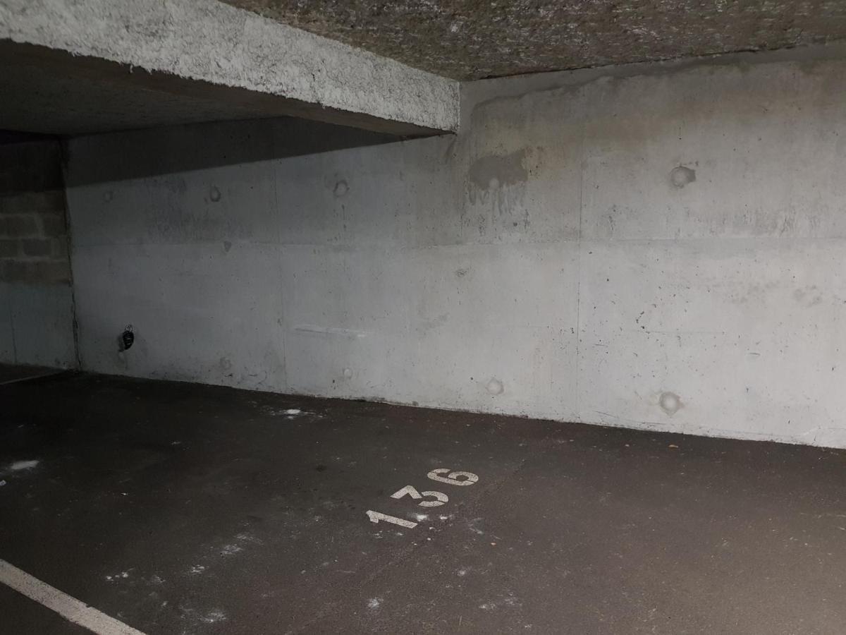 Le Pompidou T2 Pour 2 A 4 Pers Avec Parking Prive & Balcon Place Ney アンジェ エクステリア 写真