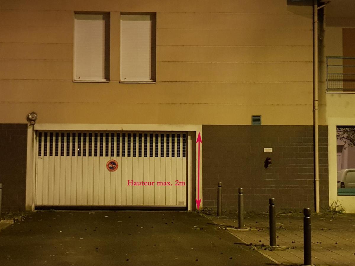 Le Pompidou T2 Pour 2 A 4 Pers Avec Parking Prive & Balcon Place Ney アンジェ エクステリア 写真